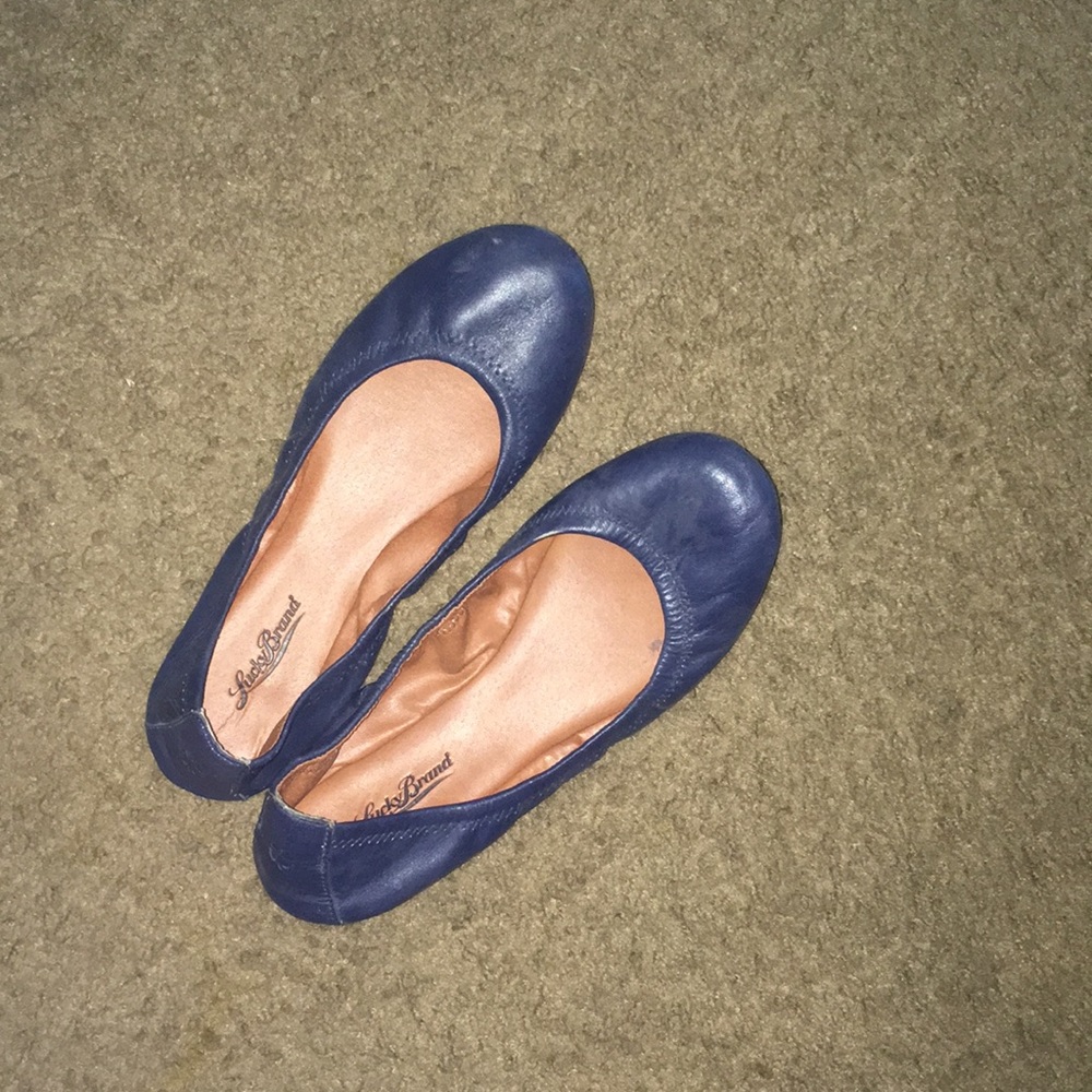 Dark blue lucky brand flats